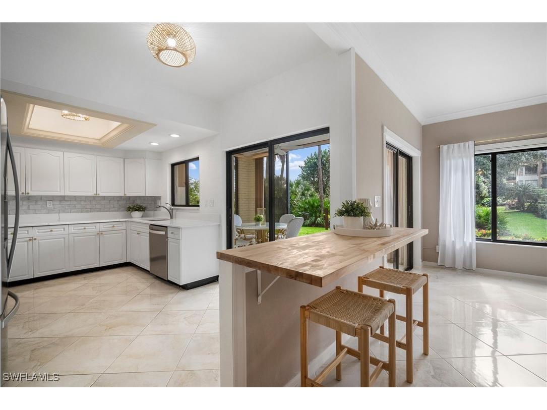 6760 Pelican Bay Boulevard #312 Naples FL 34108 226001594 image12