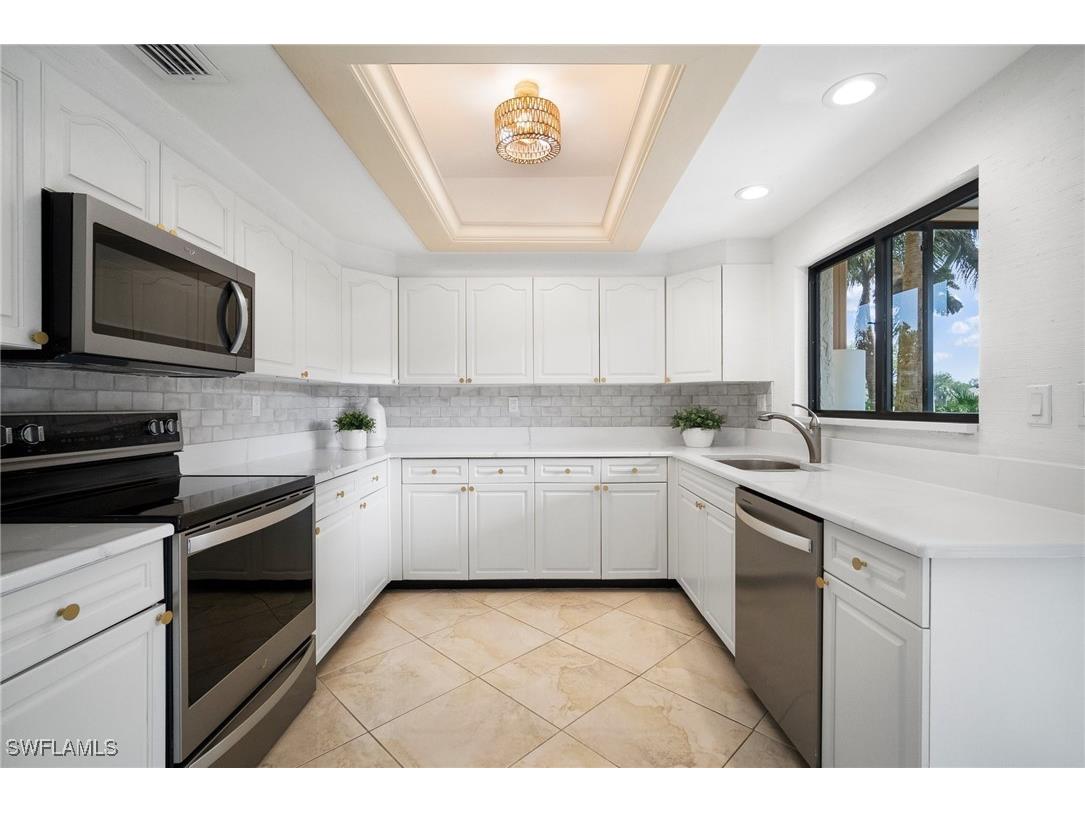 6760 Pelican Bay Boulevard #312 Naples FL 34108 226001594 image14