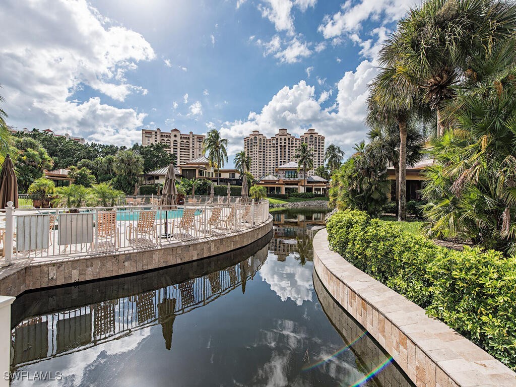 6760 Pelican Bay Boulevard #332 Naples FL 34108 226001403 image1
