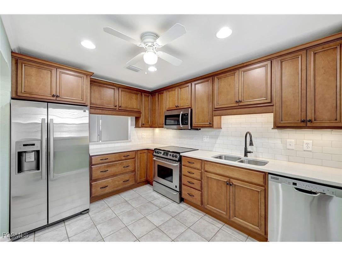 6760 Winkler Road #1 Fort Myers FL 33919 2026002860 image11