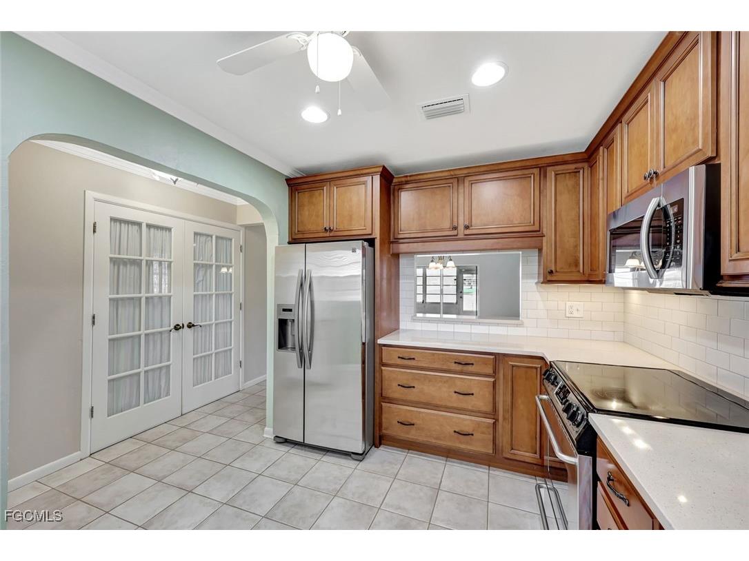 6760 Winkler Road #1 Fort Myers FL 33919 2026002860 image9