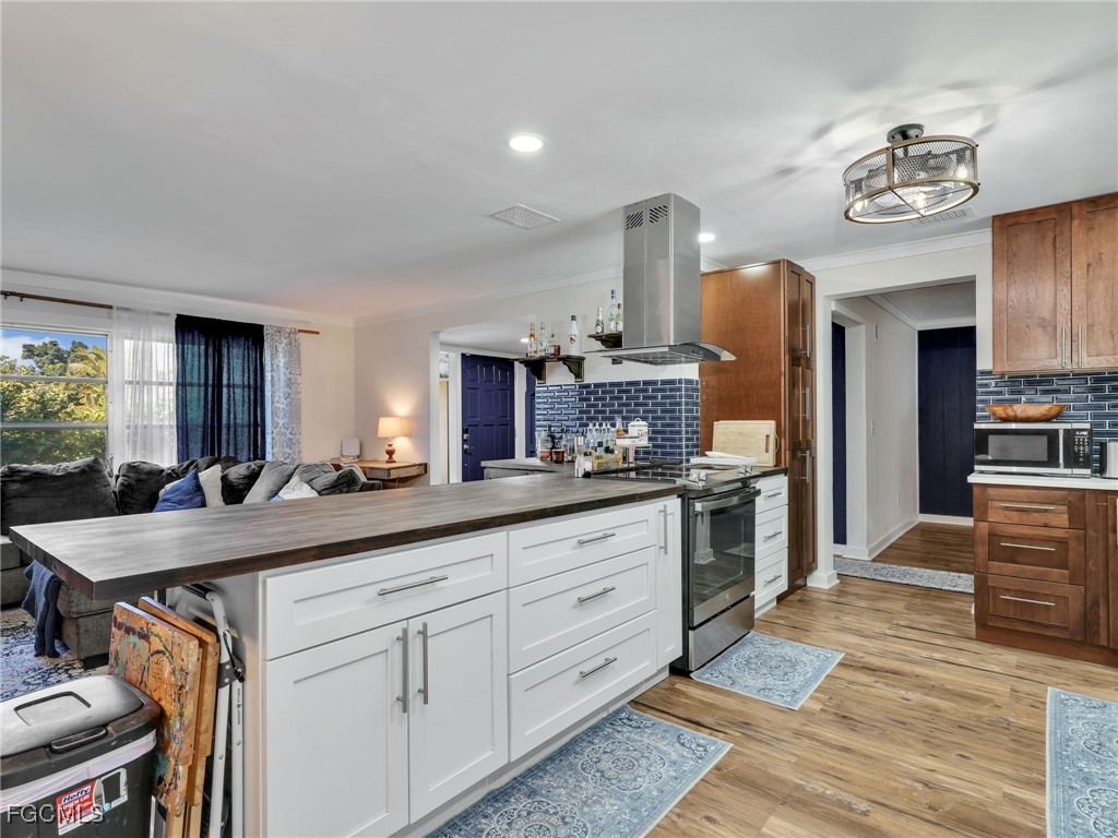 6765 Overlook Drive Fort Myers FL 33919 2025016986 image15