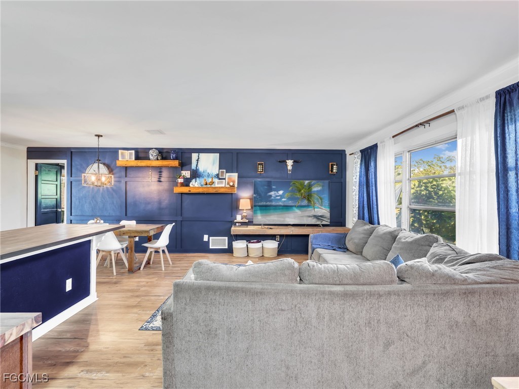 6765 Overlook Drive Fort Myers FL 33919 2025016986 image8