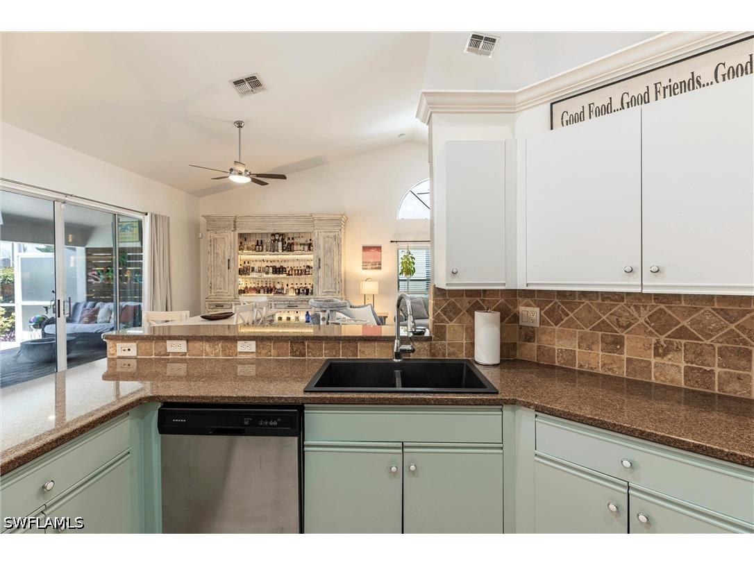 6769 Berwick Place Naples FL 34104 226017883 image5