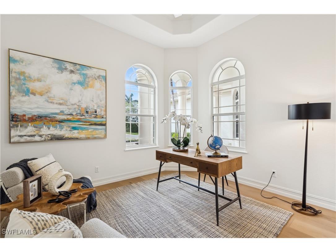 677 5th Avenue N Naples FL 34102 225079502 image21