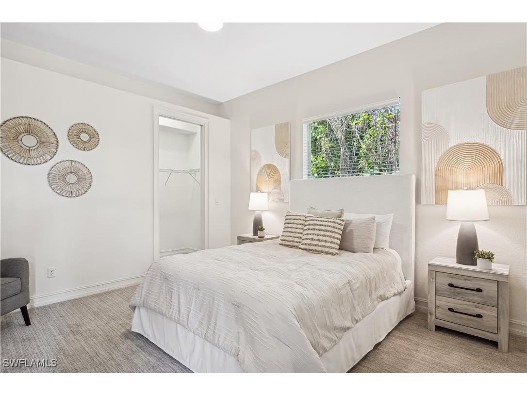 677 5th Avenue N Naples FL 34102 225079502 image22