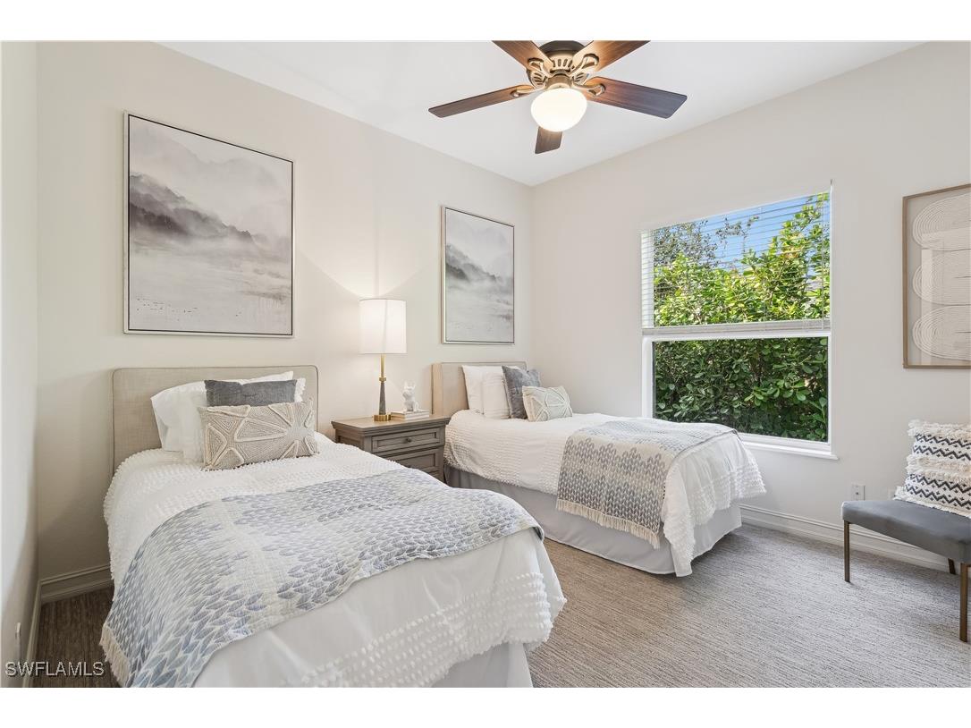 677 5th Avenue N Naples FL 34102 225079502 image25