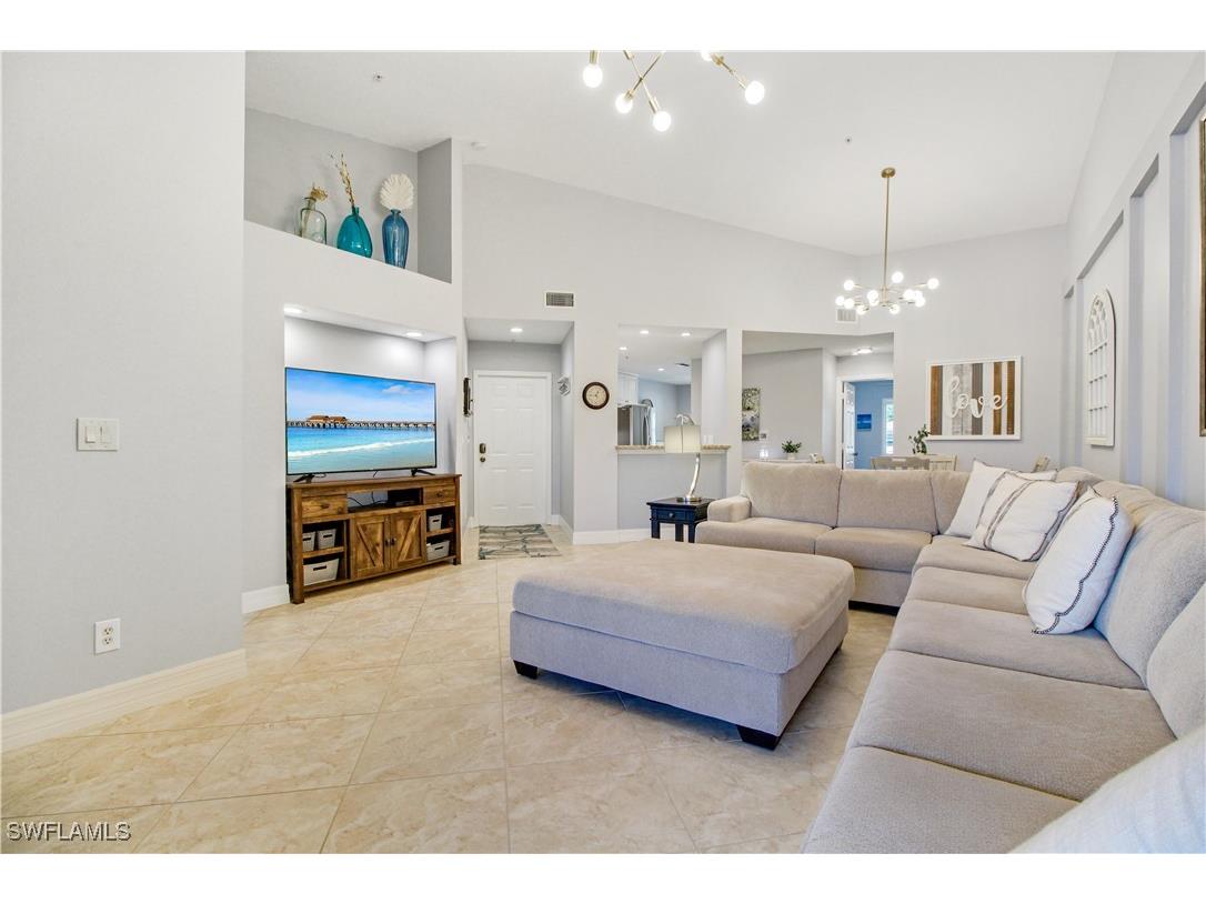 6770 Huntington Lakes Circle #203 Naples FL 34119 225062148 image1