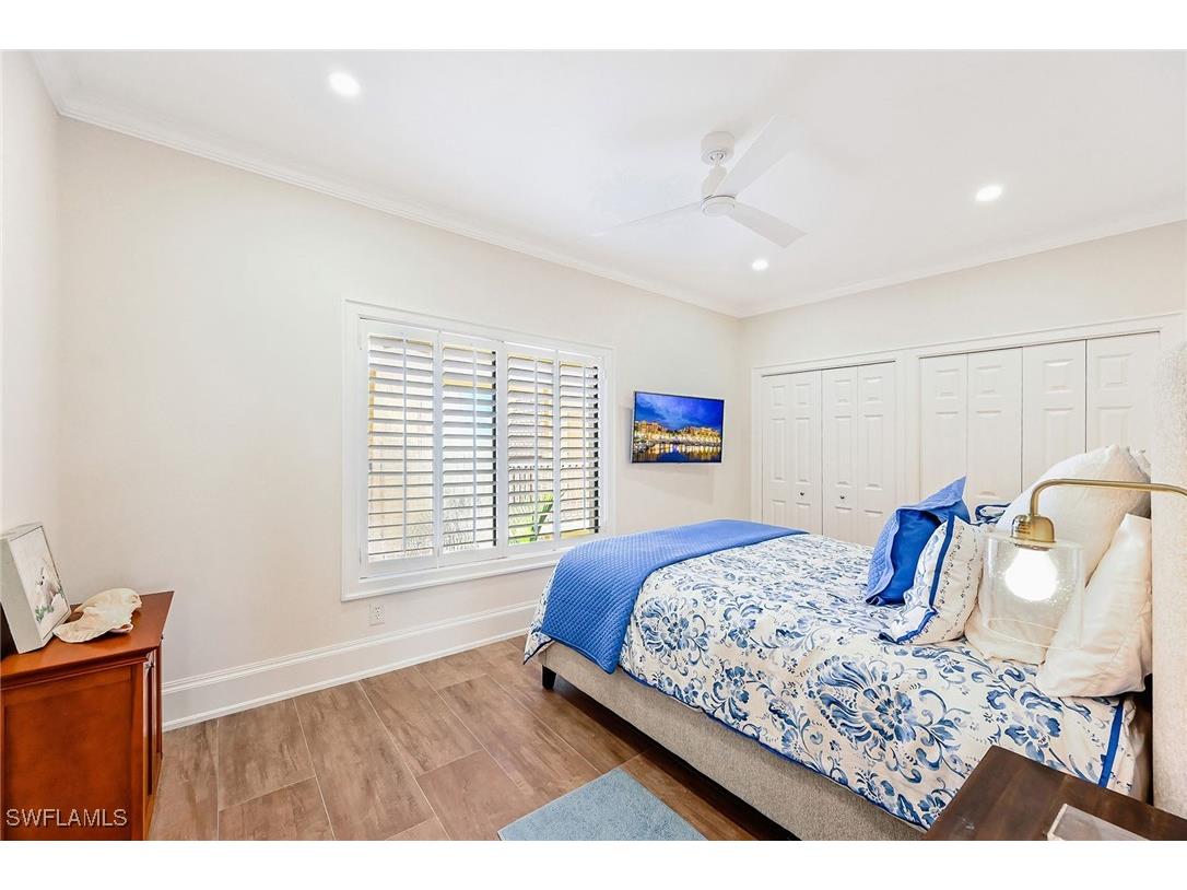 6770 Pelican Bay Boulevard E #242 Naples FL 34108 225060683 image18