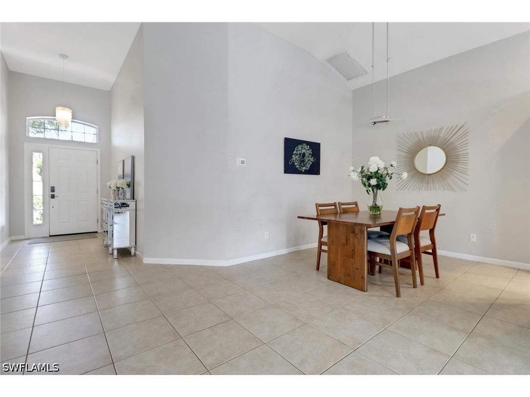 6773 Southern Oak Court Naples FL 34109 226022922 image11