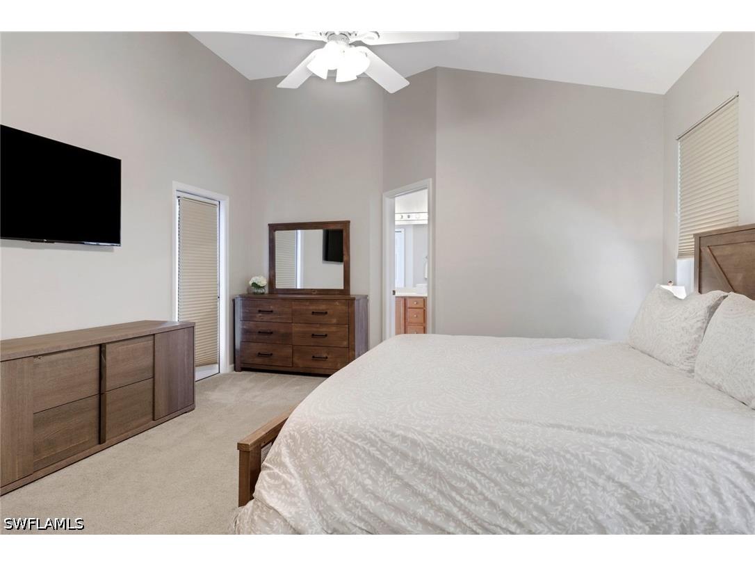 6773 Southern Oak Court Naples FL 34109 226022922 image18