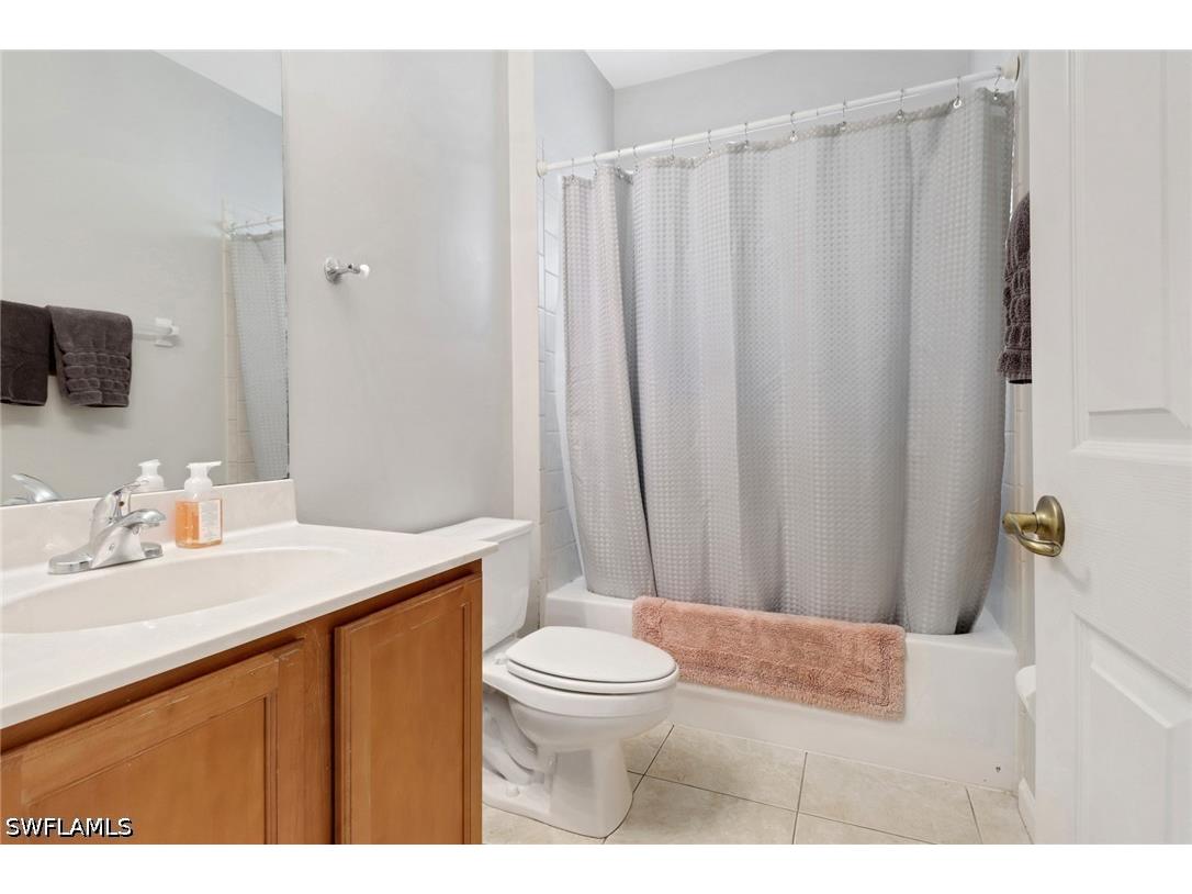 6773 Southern Oak Court Naples FL 34109 226022922 image26