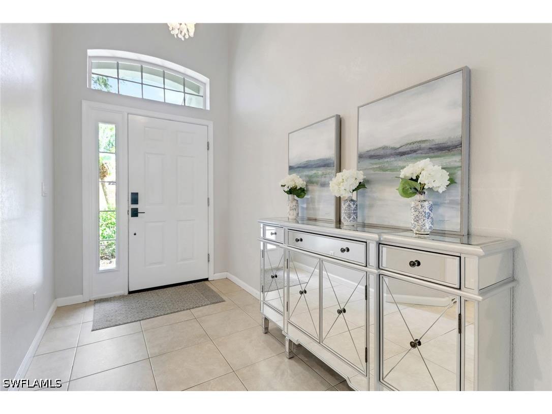 6773 Southern Oak Court Naples FL 34109 226022922 image5