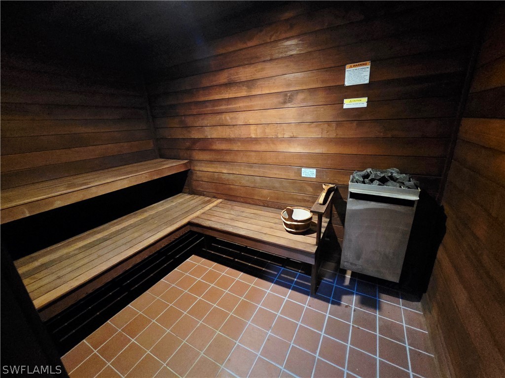 6775 Huntington Lakes Circle #202 Naples FL 34119 226004637 image39
