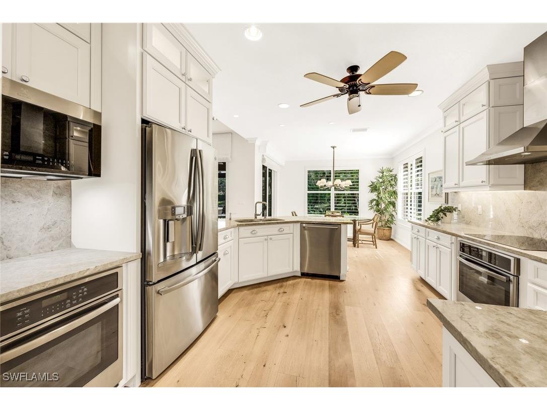 6777 Southern Oak Court Naples FL 34109 226000276 image12