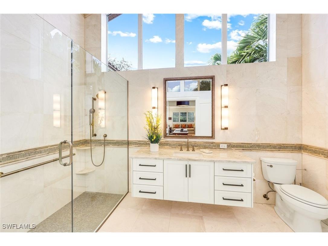 6777 Southern Oak Court Naples FL 34109 226000276 image27