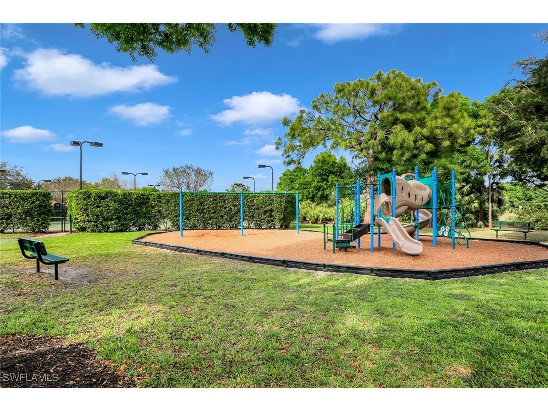 6777 Southern Oak Court Naples FL 34109 226000276 image49