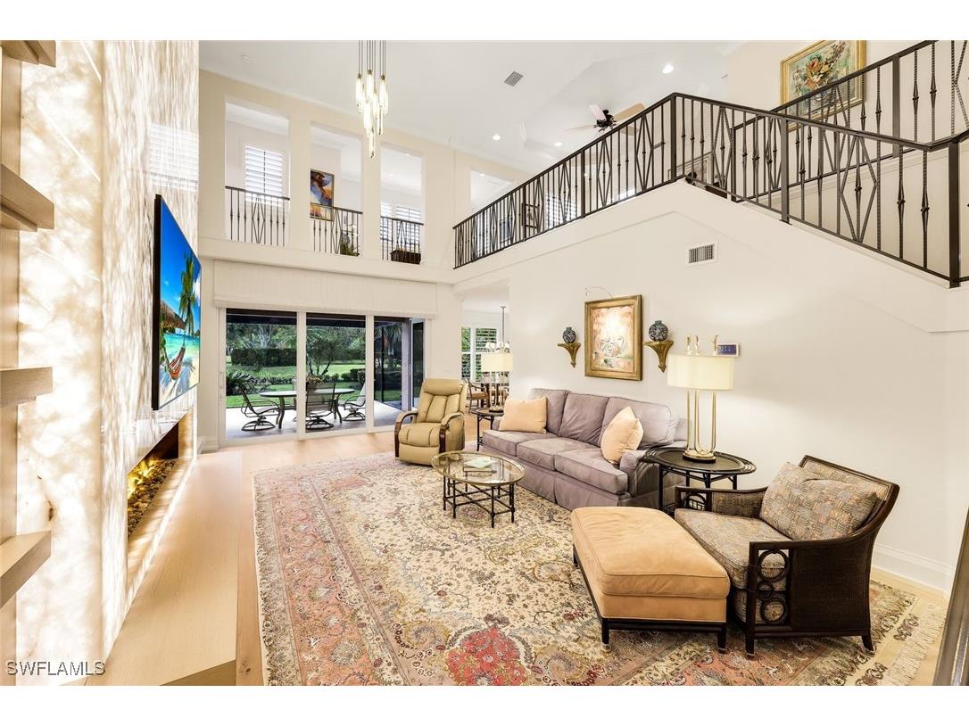 6777 Southern Oak Court Naples FL 34109 226000276 image5