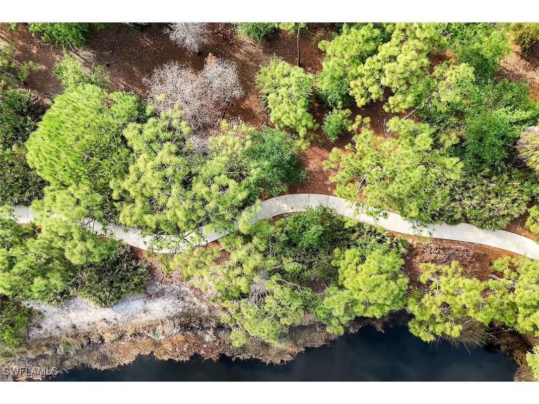 6777 Southern Oak Court Naples FL 34109 226000276 image50