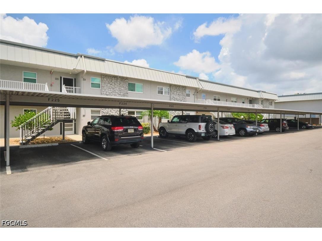 6777 Winkler Road #125 Fort Myers FL 33919 2026023661 image3