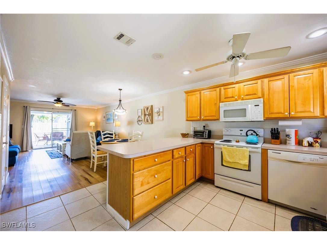 6777 Winkler Road #150 Fort Myers FL 33919 225048032 image2