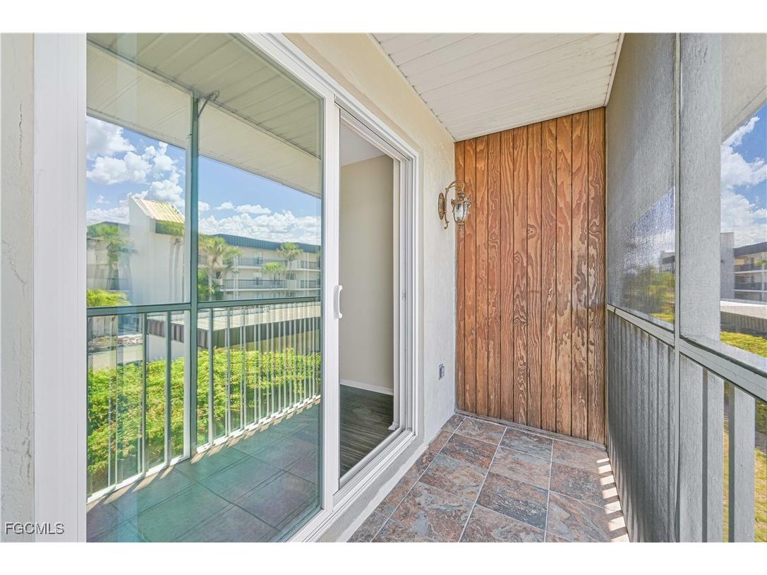 6777 Winkler Road #278 Fort Myers FL 33919 2025013022 image25