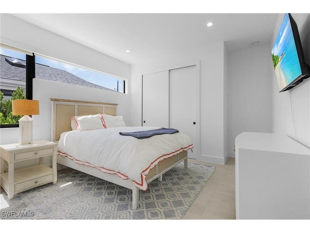 678 95th Avenue N Naples FL 34108 225058680 image19