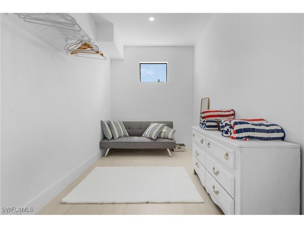 678 95th Avenue N Naples FL 34108 225058680 image22