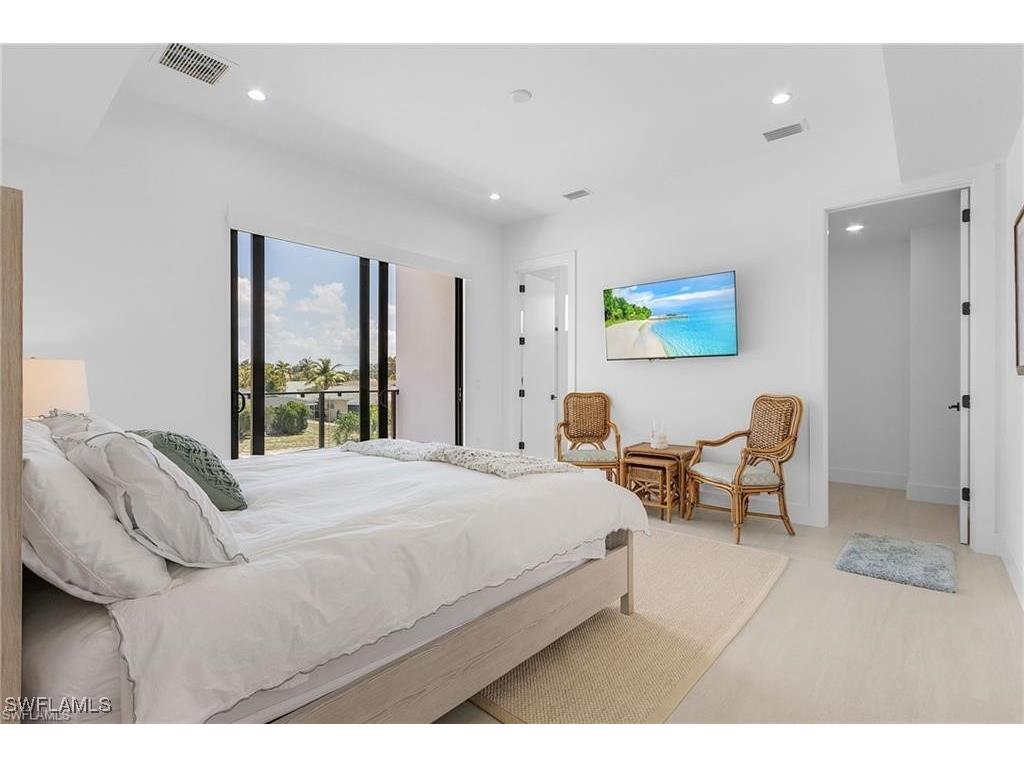 678 95th Avenue N Naples FL 34108 225058680 image26