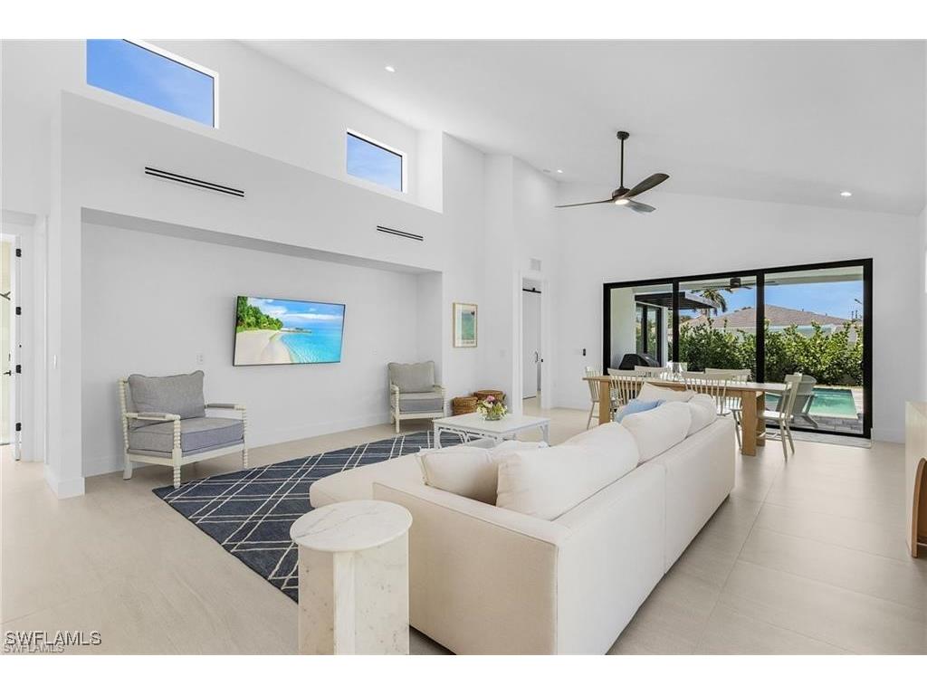 678 95th Avenue N Naples FL 34108 225058680 image6