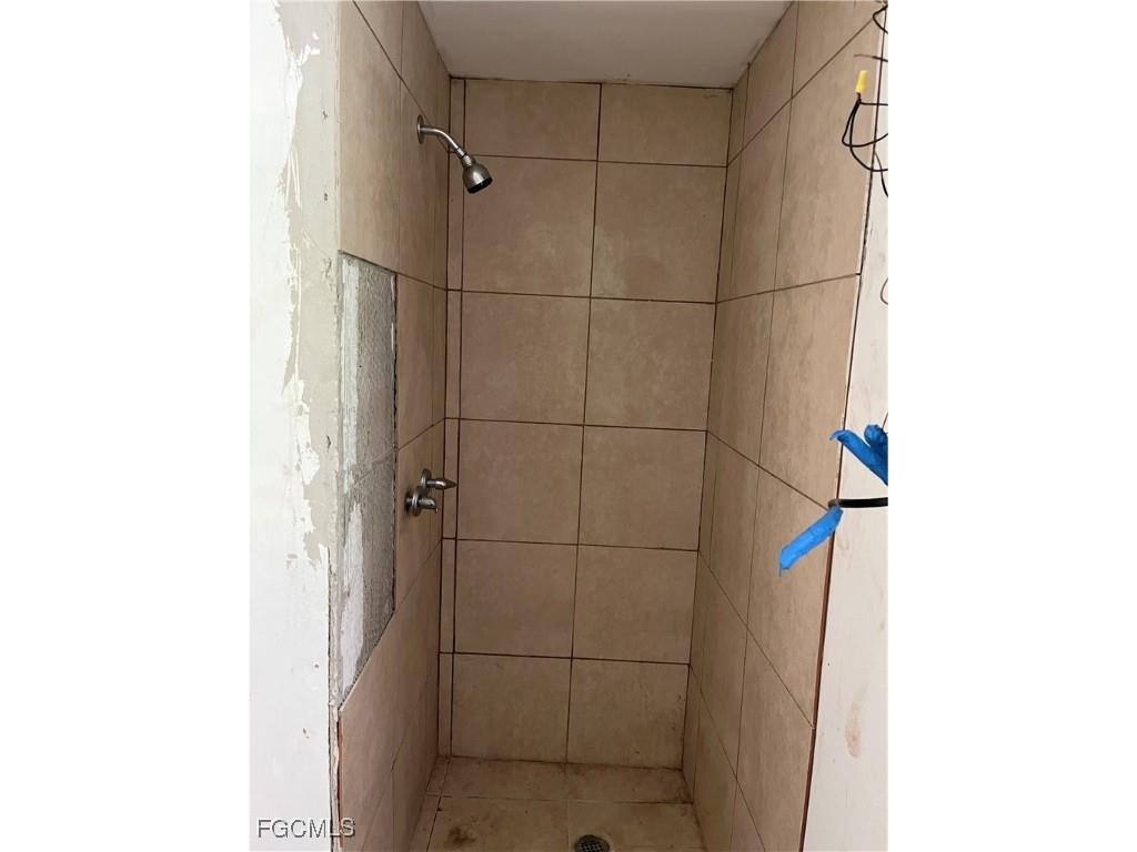 6781 Carmelita Drive Fort Myers FL 33905 2025012472 image20