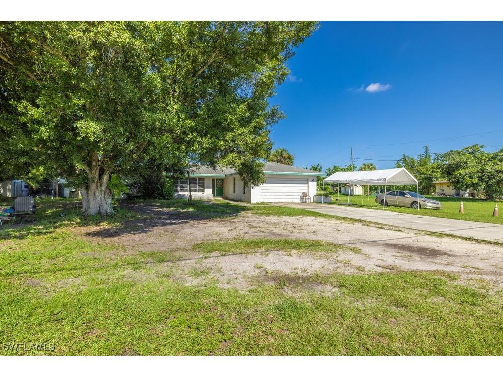 6785 Yarberry Lane Naples FL 34109 225048057 image1