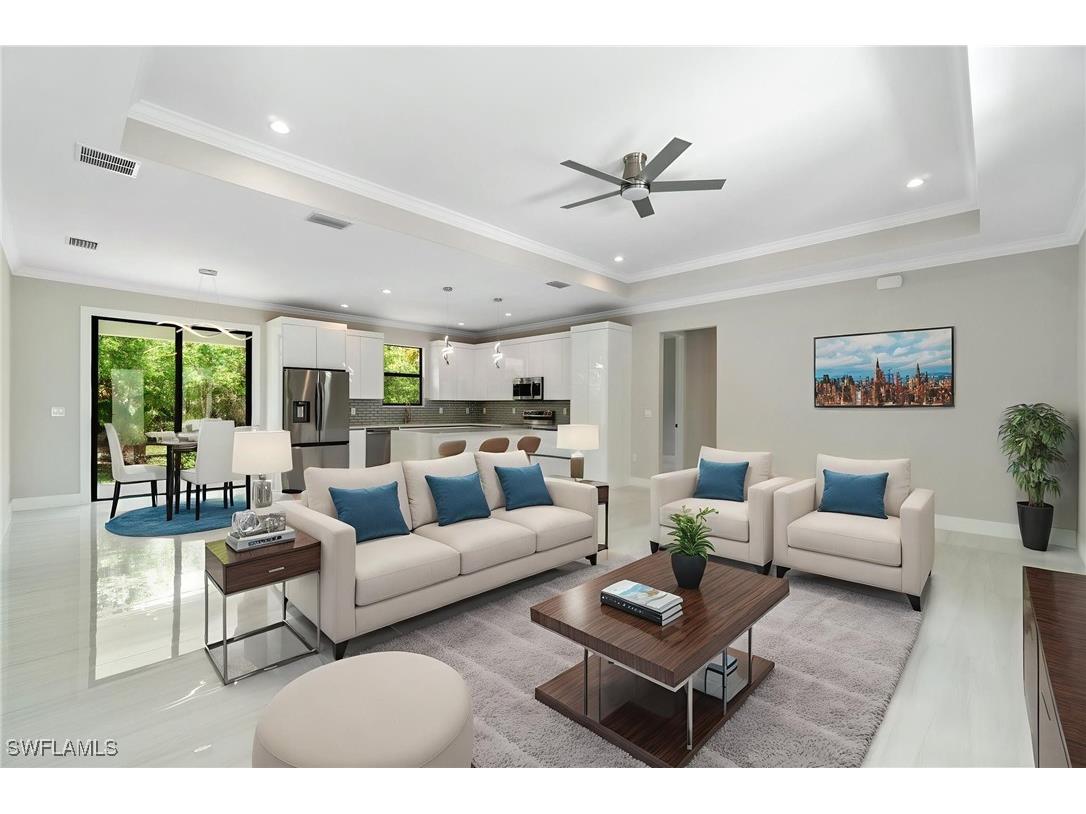 679 18th Street NE Naples FL 34120 225048198 image1