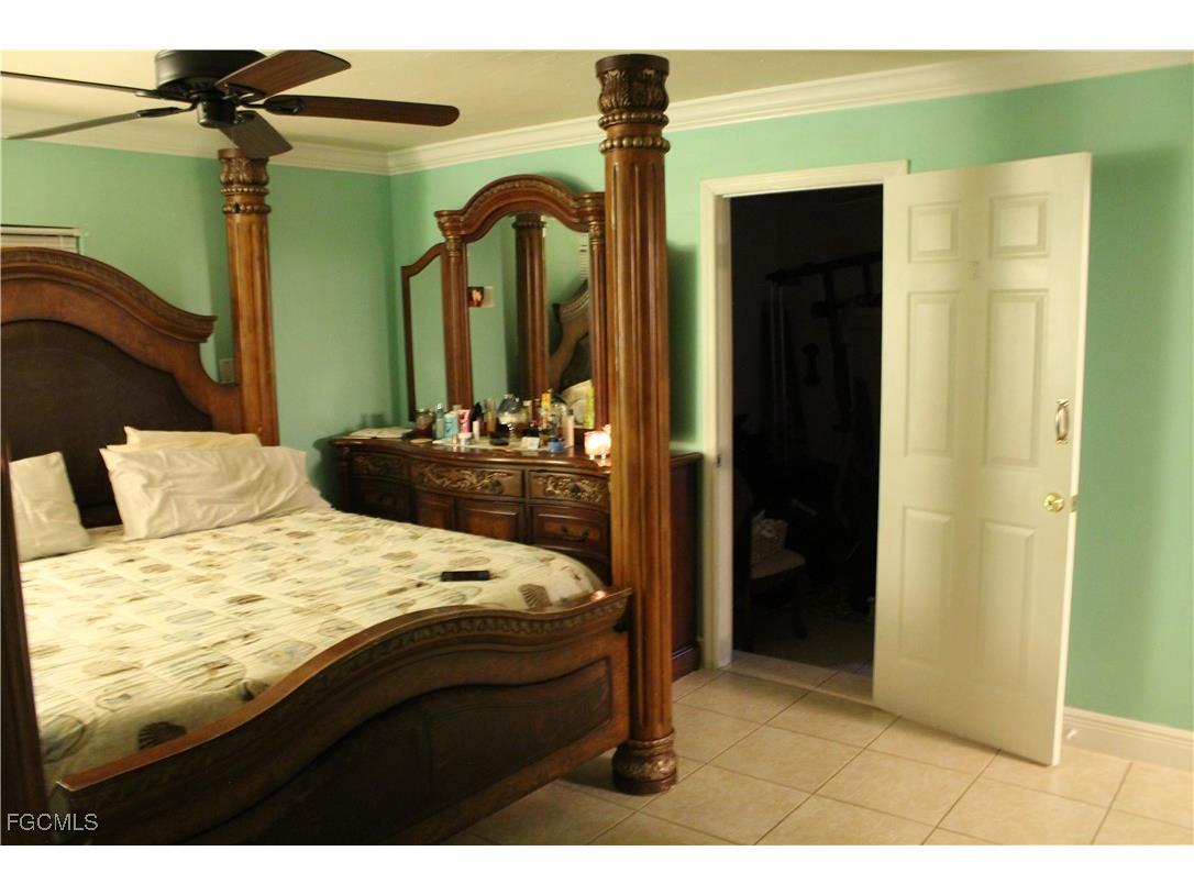 679 Canal Drive North Fort Myers FL 33903 2026004101 image19