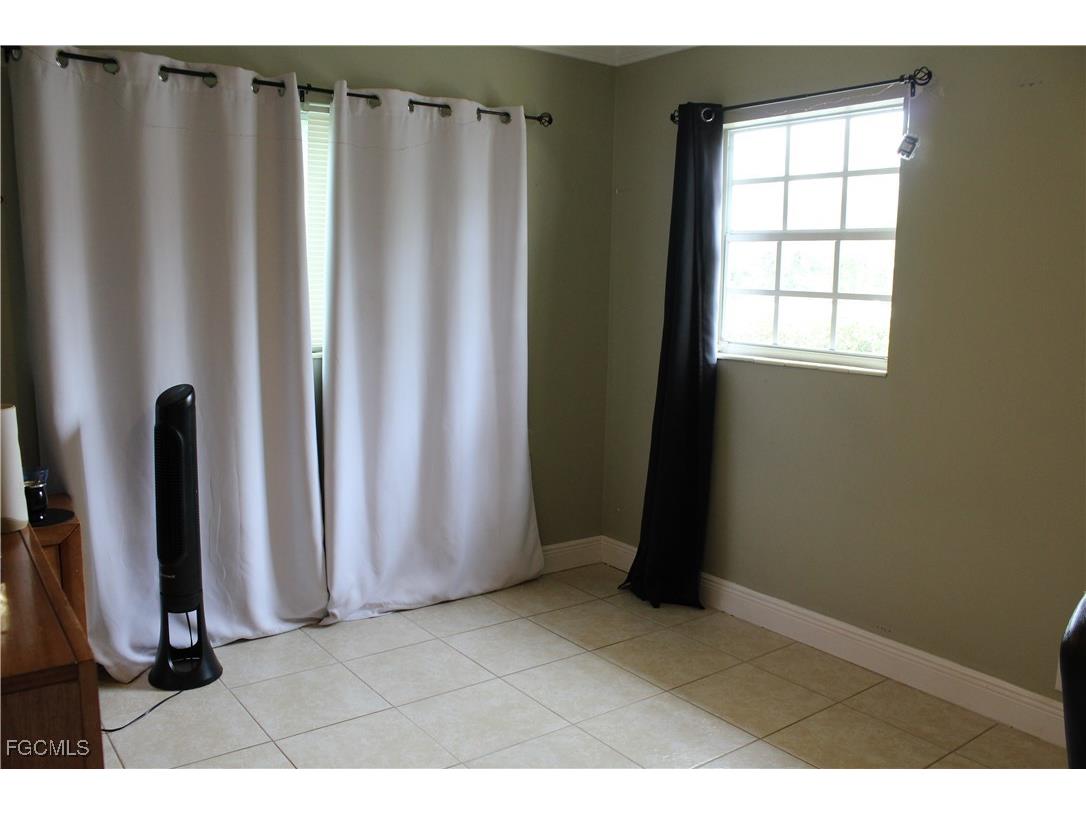 679 Canal Drive North Fort Myers FL 33903 2026004101 image34