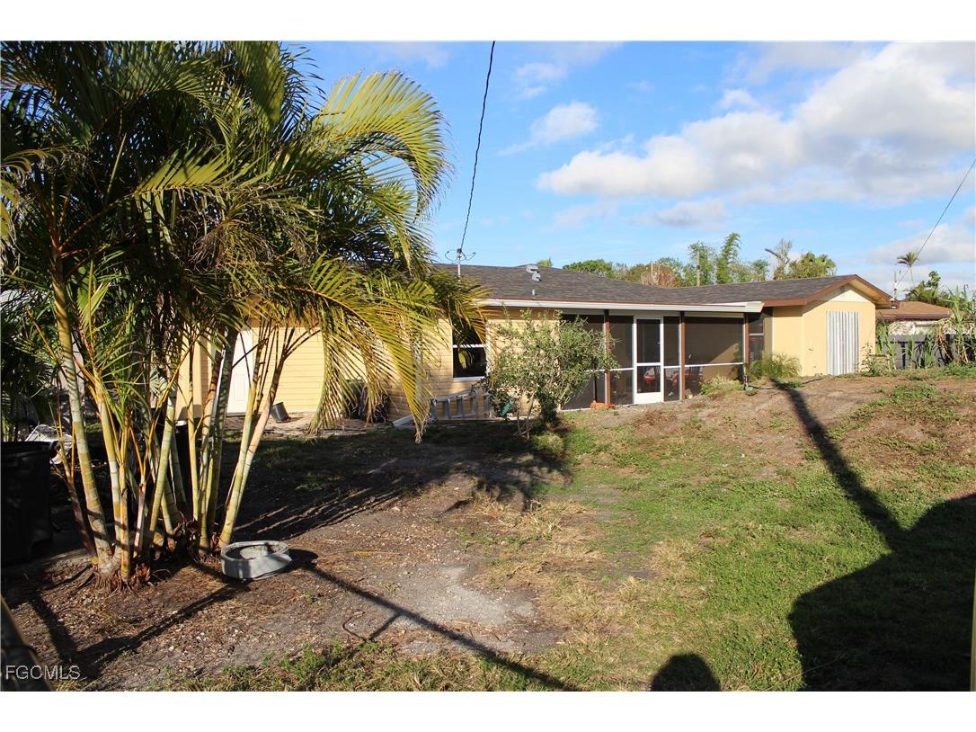 679 Canal Drive North Fort Myers FL 33903 2026004101 image7