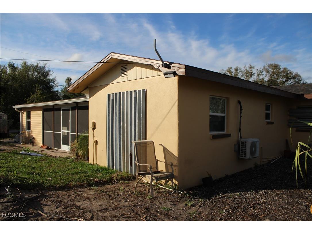679 Canal Drive North Fort Myers FL 33903 2026004101 image8