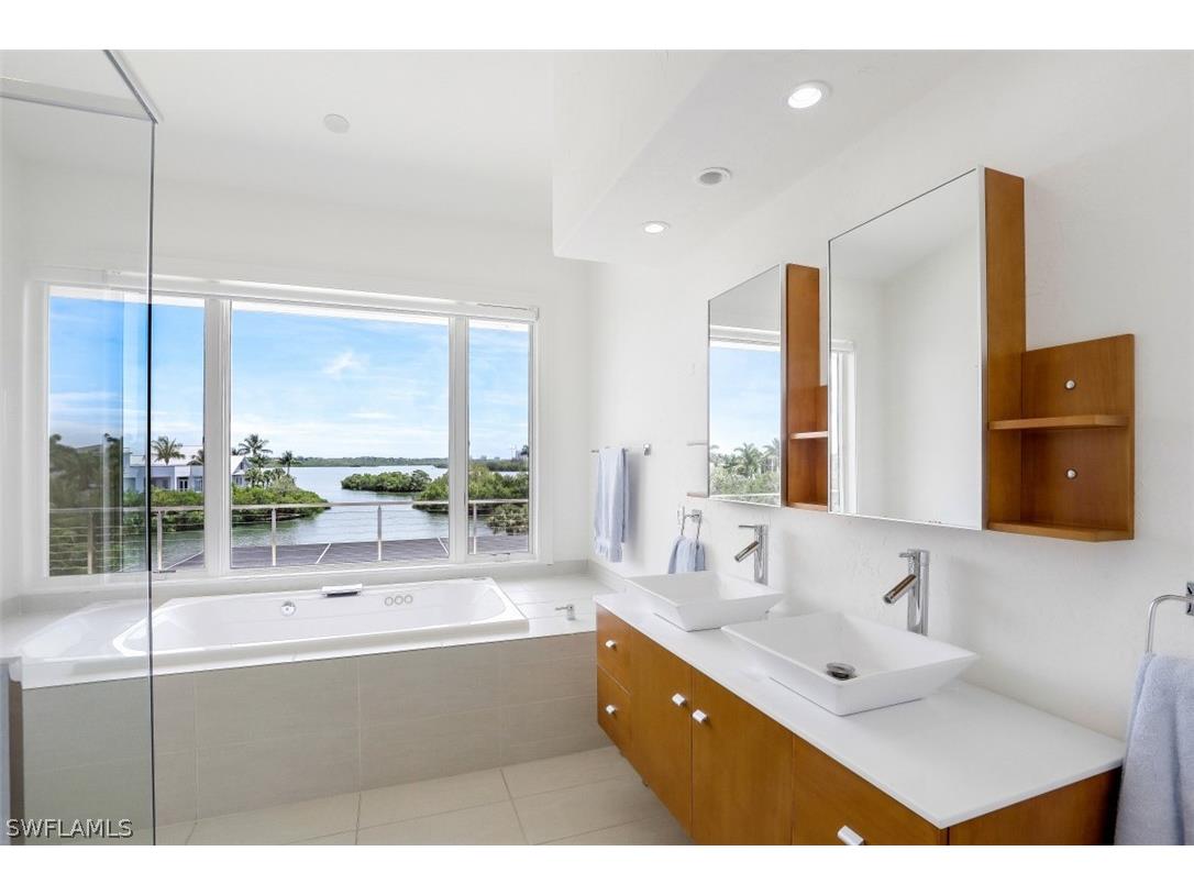 68 Southport Cove Bonita Springs FL 34134 226005514 image13