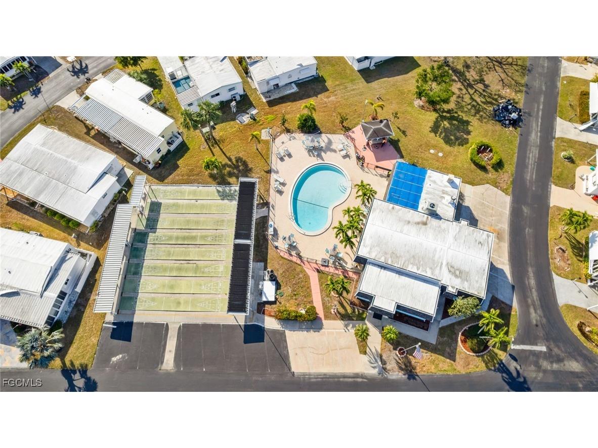 68 Sturbridge Lane Fort Myers FL 33908 2025004458 image17