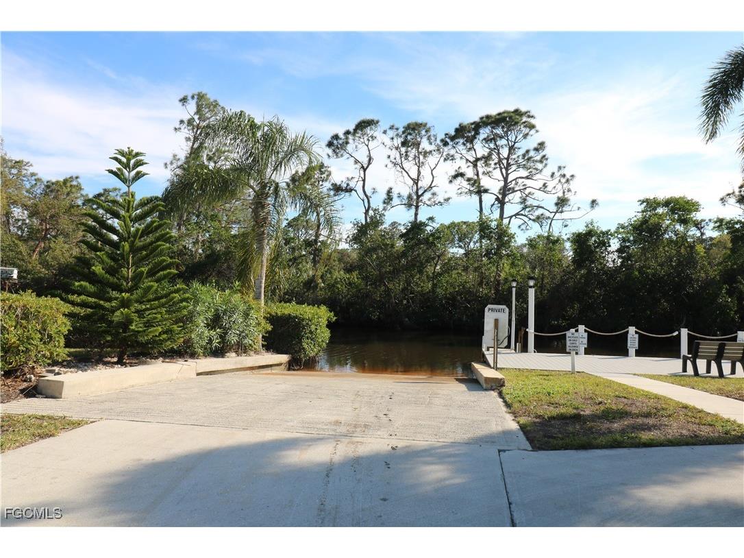 68 Sturbridge Lane Fort Myers FL 33908 2025004458 image23