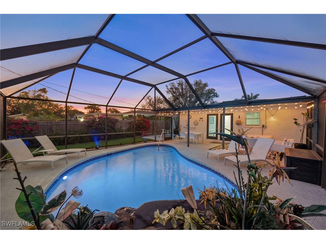 680 102nd Avenue N Naples FL 34108 225019239 image1