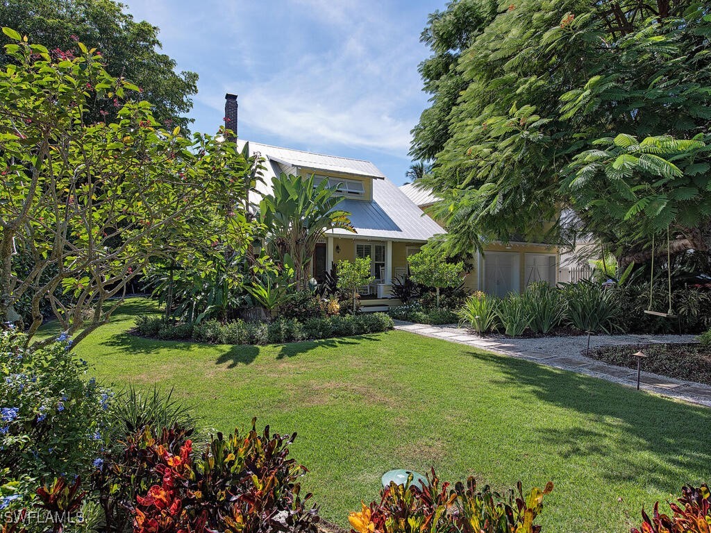 680 8th Avenue S Naples FL 34102 226000549 image1