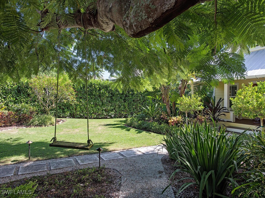 680 8th Avenue S Naples FL 34102 226000549 image2