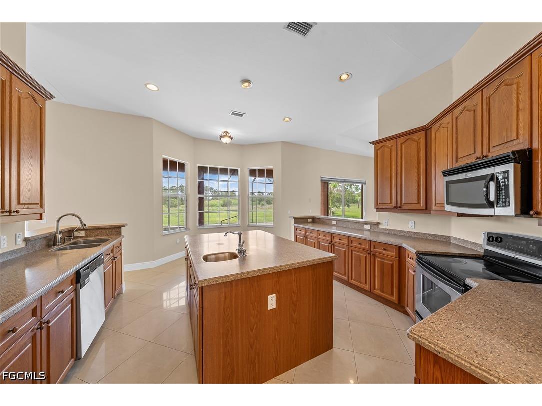 680 Mirror Lakes Court Lehigh Acres FL 33974 2026023998 image9