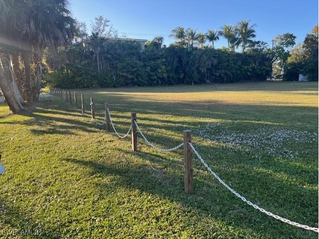 680 Park Street Naples FL 34102 226000909 image4