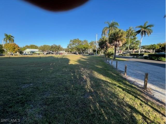 680 Park Street Naples FL 34102 226000909 image8