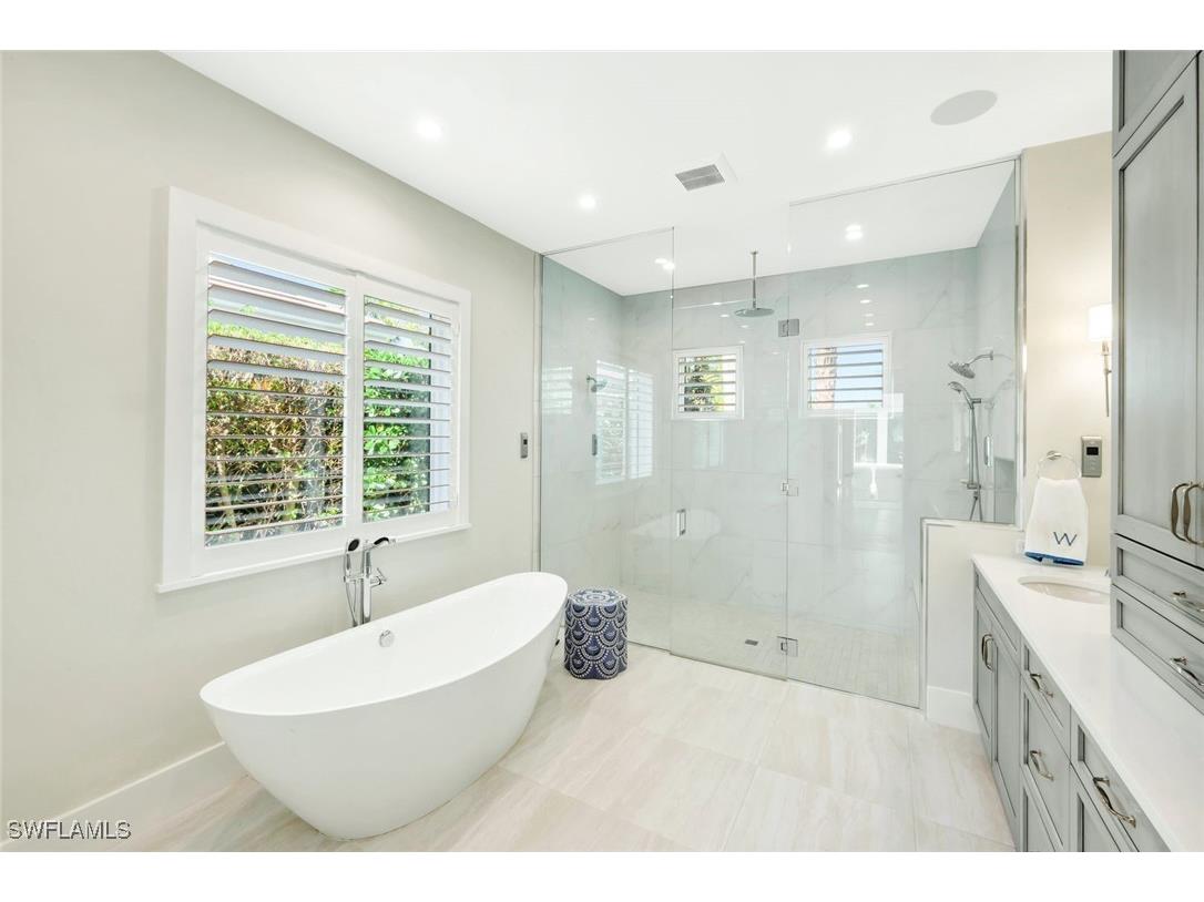 680 Wedge Drive Naples FL 34103 226001284 image14
