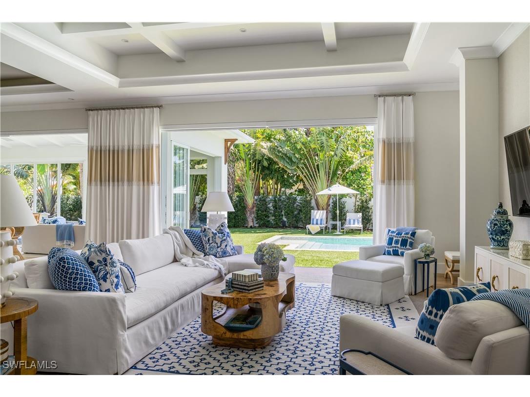 680 Wedge Drive Naples FL 34103 226001284 image3