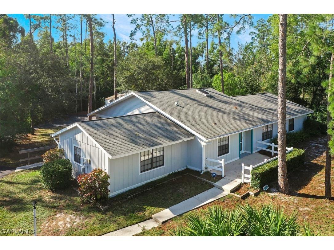 6800 Bottlebrush Lane Naples FL 34109 224004948 image1