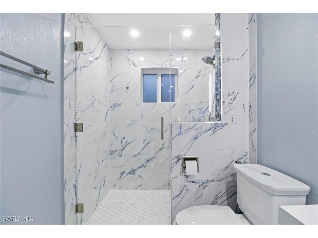 6800 NW 28th Avenue Miami FL 33147 226003244 image17